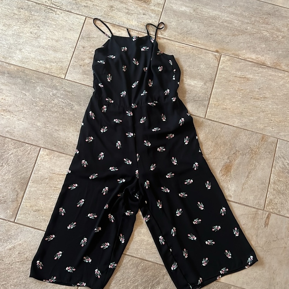 Wide leg floral romper